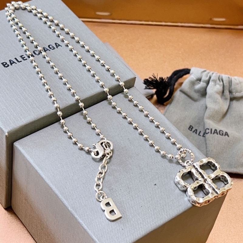 Ba1en*iaga necklaces
